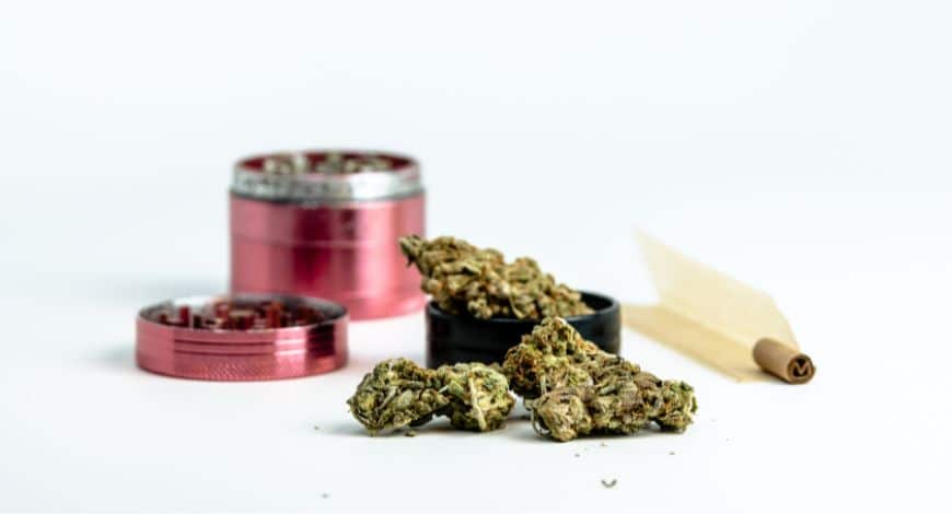 Supreme Dispensary comes in handy for you. We give you the freedom to order pot in Canada from wherever you are in the country. 
